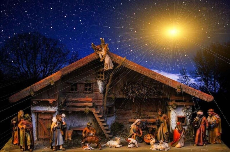 Eine Weihnachtskrippe aus Holz: Zur Geburt des Sohnes Gottes, des neugeborenen Königs, kommen die Hirten vom Feld und die Weisen aus dem Morgenland; alle kommen zu dem Jesuskind, der in der Krippe liegt; Maria und Joseph sind die erhabenen Gefährten des Herrn