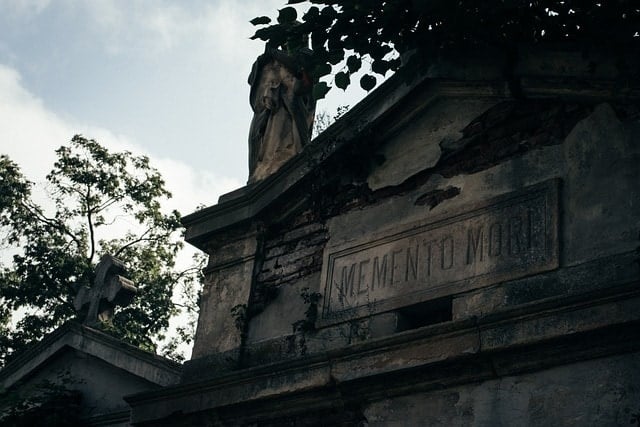 Von dem Tod des Sünders: Memento mori Inschrift auf Friedhof