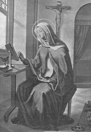 Die heilige Äbtissin Walburga sitzt in ihrem Klostergewand vor einem kleinen Tischchen, auf dem ein Buch angebracht ist.