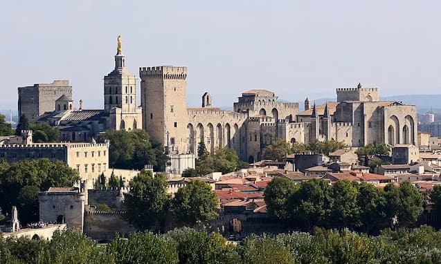 Päpste in Avignon: Papstpalast